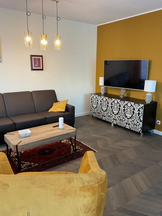 Apartament „Dwie Wieze” Apartment Катовице Екстериор снимка