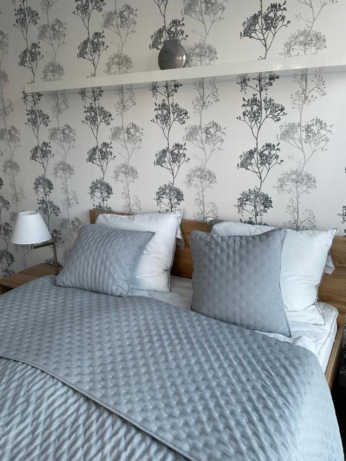 Apartament „Dwie Wieze” Apartment Катовице Екстериор снимка